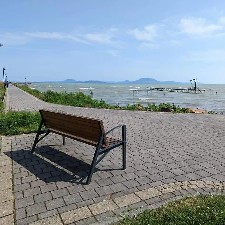 Fazekas Balatonkeresztúr