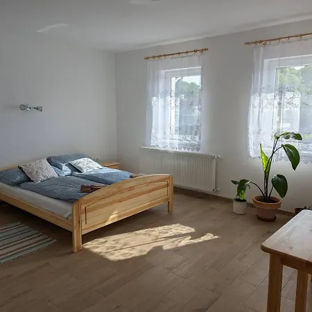 Fazekas Vendeghaz Balatonkeresztur