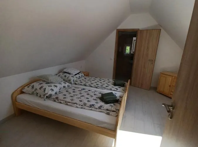 Fazekas Vendeghaz Penzion Balatonkeresztúr