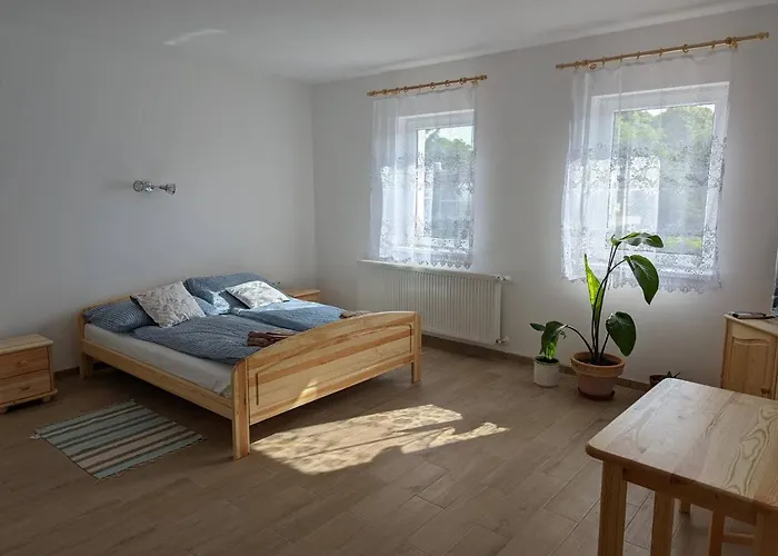 Fazekas Vendeghaz Balatonkeresztúr